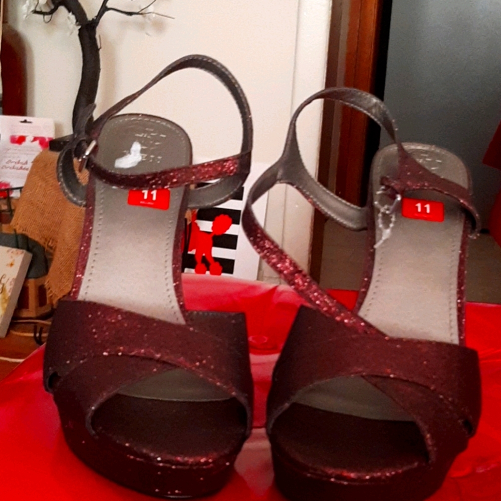 Purple Guess heels